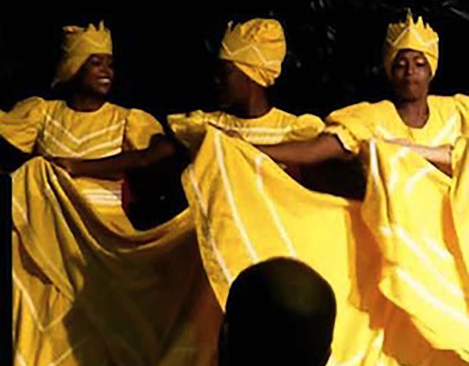 taller de danza afrocubana,d anza yoruba, danzas de santería, Regla de Ochá, Cuba, Sincretismo Religioso Cubano
